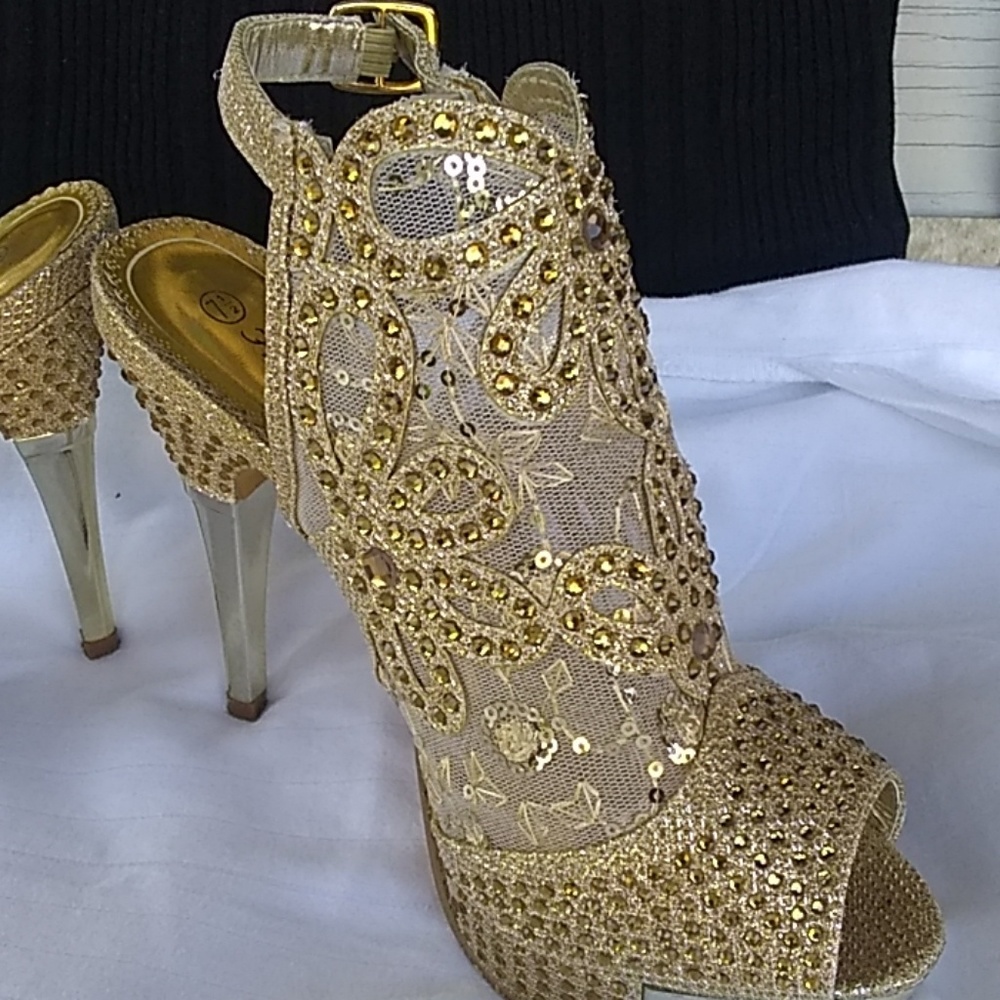First Sight shoes - Picture 2 of 8